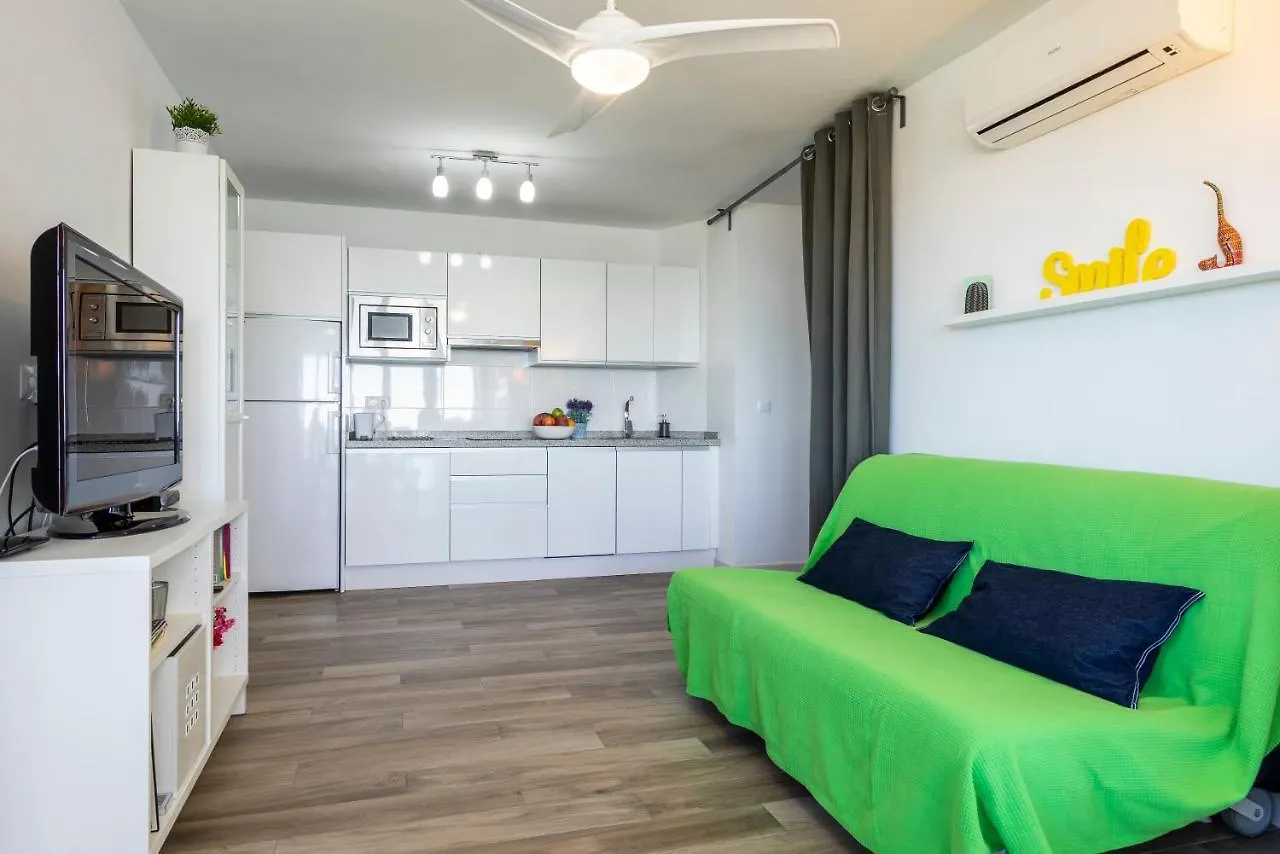 Wintowinrentals Sunny Side, Pool, Wifi & Sea View Benajarafe Apartment